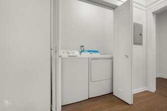 7647 N Bosworth Ave in Chicago, IL - Building Photo - Building Photo