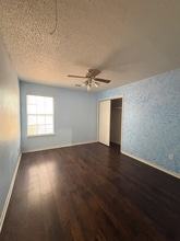 7405 Stoney Point Dr in Plano, TX - Foto de edificio - Building Photo