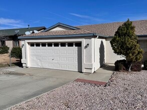 6121 N Old McDonald Dr in Prescott Valley, AZ - Building Photo - Building Photo