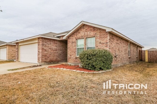 5021 River Rock Blvd in Fort Worth, TX - Building Photo - Building Photo