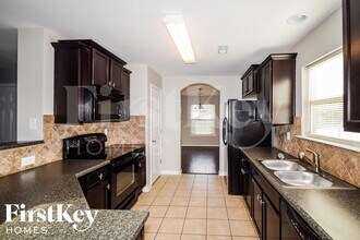 6659 Woodford Ln in Bessemer, AL - Foto de edificio - Building Photo