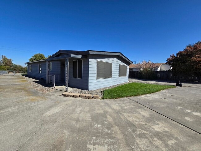 3218 W 22nd Ave in Kennewick, WA - Building Photo - Building Photo