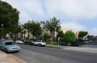 Briarcrest Apartments in Oceanside, CA - Building Photo - Building Photo