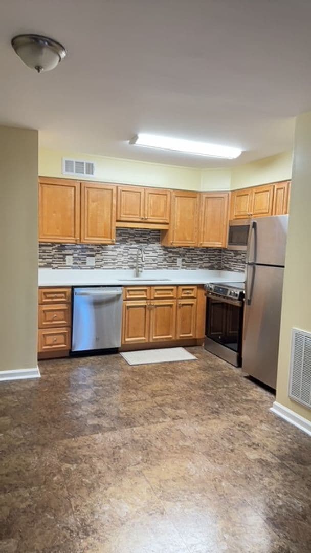 145 Colonial Cir in Murrells Inlet, SC - Building Photo - Building Photo