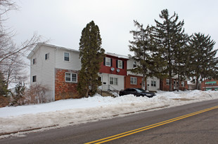 440-446 Zahn Dr Apartments