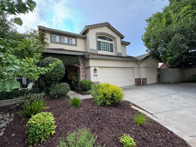 314 Euer Ct in Folsom, CA - Building Photo - Building Photo
