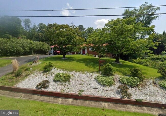 property at 7705 Earnshaw Dr