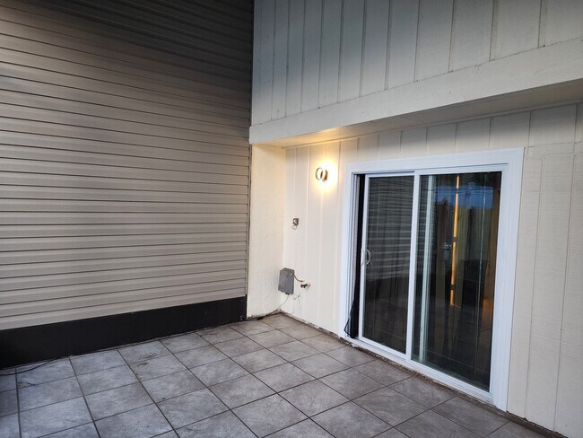 3001 S Pines Dr in Largo, FL - Building Photo - Building Photo