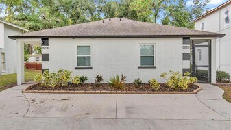 7613 Amherst St in Tampa, FL - Building Photo