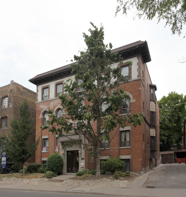 316320 Lonsdale Rd Apartments Toronto, ON Apartments For Rent