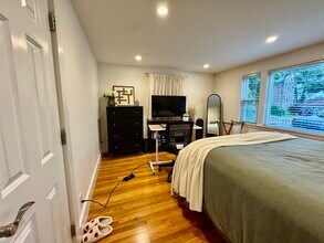 177 Faneuil St, Unit 1 in Boston, MA - Building Photo - Building Photo