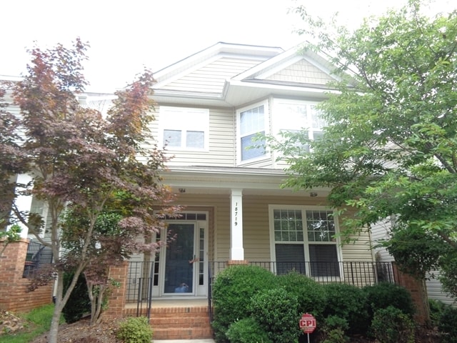 18719 Ronceverte Dr in Cornelius, NC - Building Photo