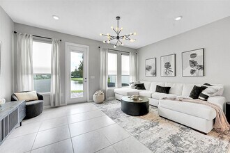 6112 Rancho Ln in Greenacres, FL - Foto de edificio - Building Photo