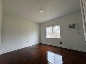 542 N Scott St in South Bend, IN - Building Photo - Building Photo