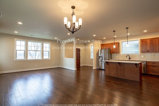 28575 SW Coffee Lake Dr in Wilsonville, OR - Building Photo - Building Photo