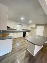 112 Sycamore Rd in Salisbury, NC - Building Photo - Building Photo