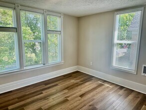2025 W Mallon Ave-Unit -Unit B in Spokane, WA - Building Photo - Building Photo