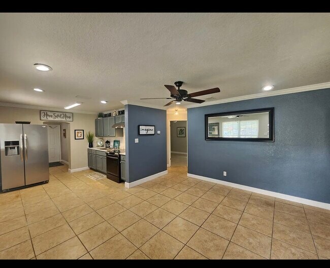 3409 Sloan Rd in Fort Pierce, FL - Building Photo - Building Photo