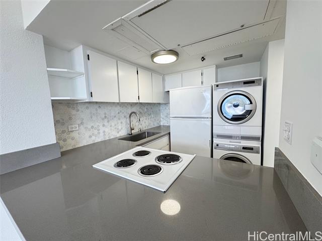 2499 Kapiolani Blvd in Honolulu, HI - Building Photo - Building Photo