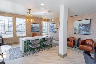 920 Bayswater Ave in Burlingame, CA - Building Photo - Building Photo