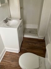 196 Benzinger St, Unit Upper Rear in Buffalo, NY - Building Photo - Building Photo