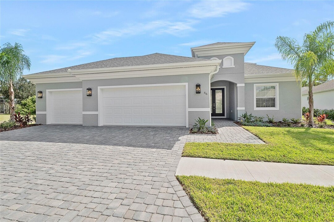 66 River Trail Dr in Palm Coast, FL - Foto de edificio