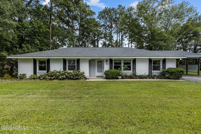 property at 4303 Country Club Rd