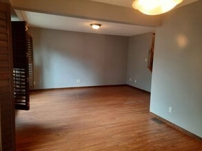 276 Christopher Dr in Cambridge, ON - Building Photo - Building Photo