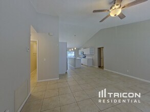 10206 Deepbrook Dr in Riverview, FL - Building Photo - Building Photo