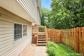 1609 Kenmore Ave in Round Lake Beach, IL - Building Photo - Building Photo