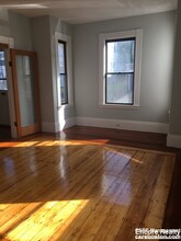 12 Saunders St in Boston, MA - Building Photo - Building Photo