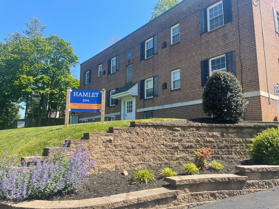 The Hamlet in Ardmore, PA - Foto de edificio