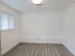 1503 Braes Ridge Dr in Austin, TX - Building Photo - Building Photo