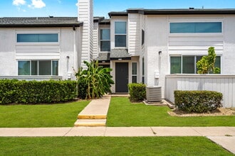 Tides on Avril in Fort Worth, TX - Building Photo - Building Photo