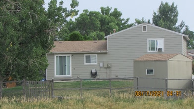 4385 E 123rd Ave in Thornton, CO - Foto de edificio - Building Photo