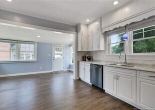 308 E E St in Erwin, NC - Building Photo - Building Photo