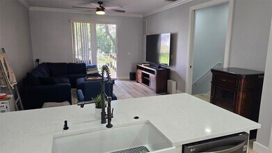 6824 S Faul St in Tampa, FL - Building Photo - Building Photo