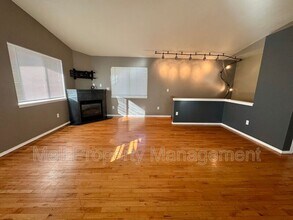 490 SE Alpine Ave in Shelton, WA - Building Photo - Building Photo