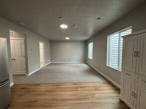 5375 N Sulley Way in Eagle Mountain, UT - Building Photo - Building Photo