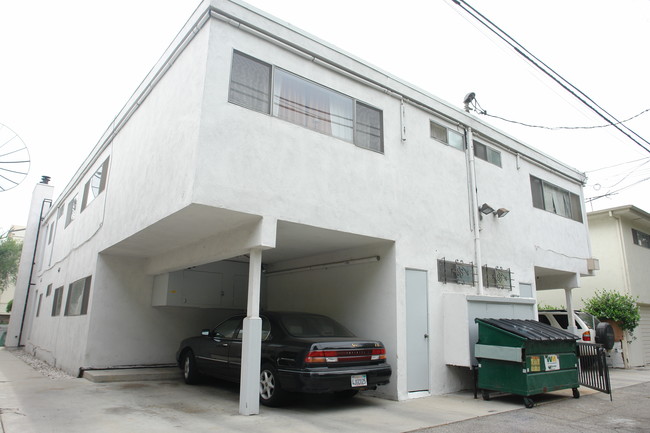 4209 Whitsett Ave in Studio City, CA - Building Photo - Building Photo