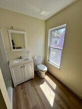 22 Woronoco Ave, Unit 2 in Westfield, MA - Building Photo - Building Photo