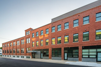 Lofts on Alabama in Grand Rapids, MI - Foto de edificio - Building Photo