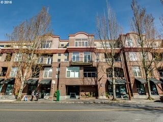 property at 618 NW 12th Ave
