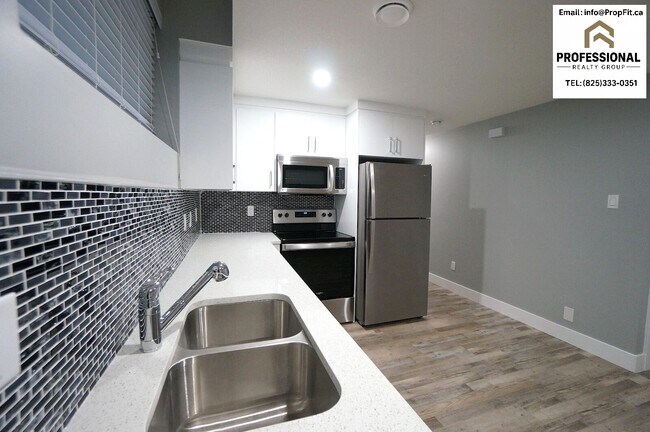 9808 159 St NW in Edmonton, AB - Building Photo - Building Photo