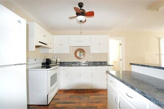 247 Short St in Safety Harbor, FL - Building Photo - Building Photo