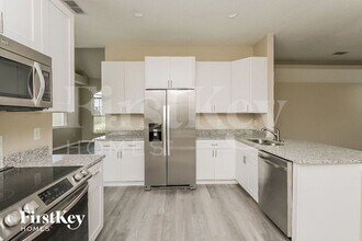 1204 Franford Dr in Brandon, FL - Building Photo - Building Photo