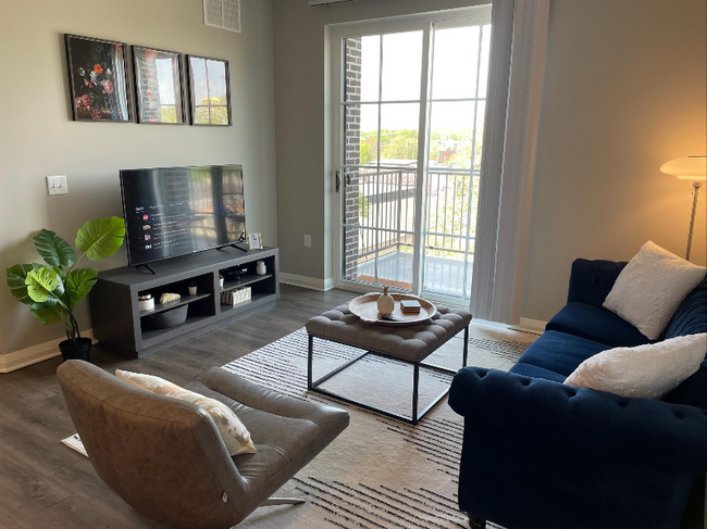 property at 431 W Rich St
