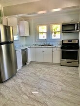 908 Elm St in Michigan City, IN - Building Photo - Building Photo