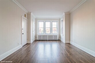 3352 N Springfield Ave in Chicago, IL - Building Photo - Building Photo