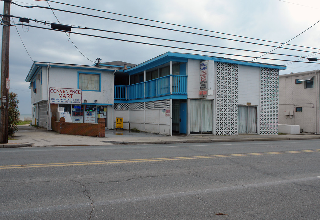 302 N Ocean Blvd in Myrtle Beach, SC - Building Photo